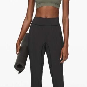 Lululemon Sun Setter Jogger 28in Womens 8 Black Lightweight EUC